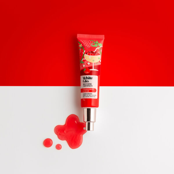 Зубная паста White Glo Whitening Toothpaste Strawberries & Cream 70g